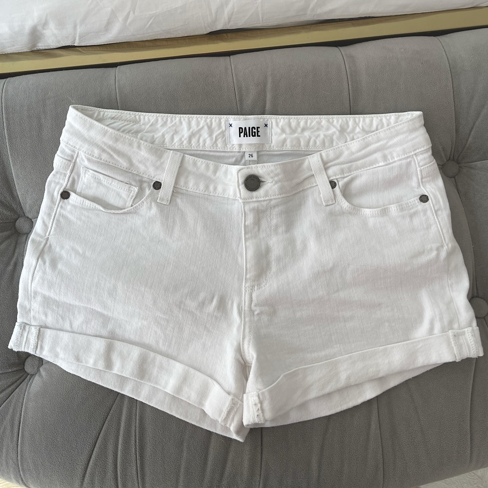 PAIGE DENIM white shorts 🤍